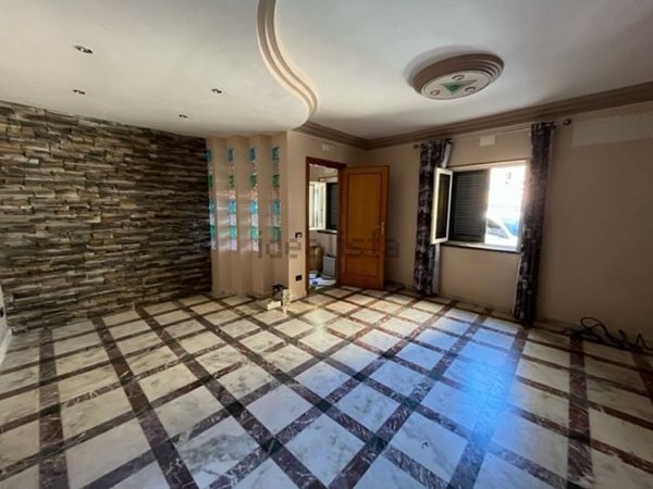 ufficio in affitto a Marano di Napoli in zona Centro Città