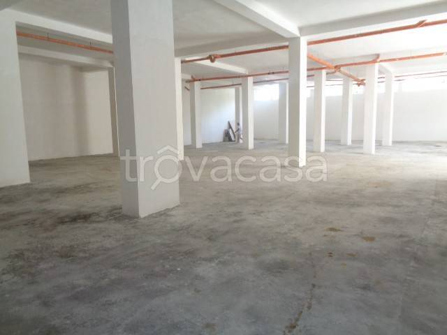 locale commerciale in affitto a Marano di Napoli