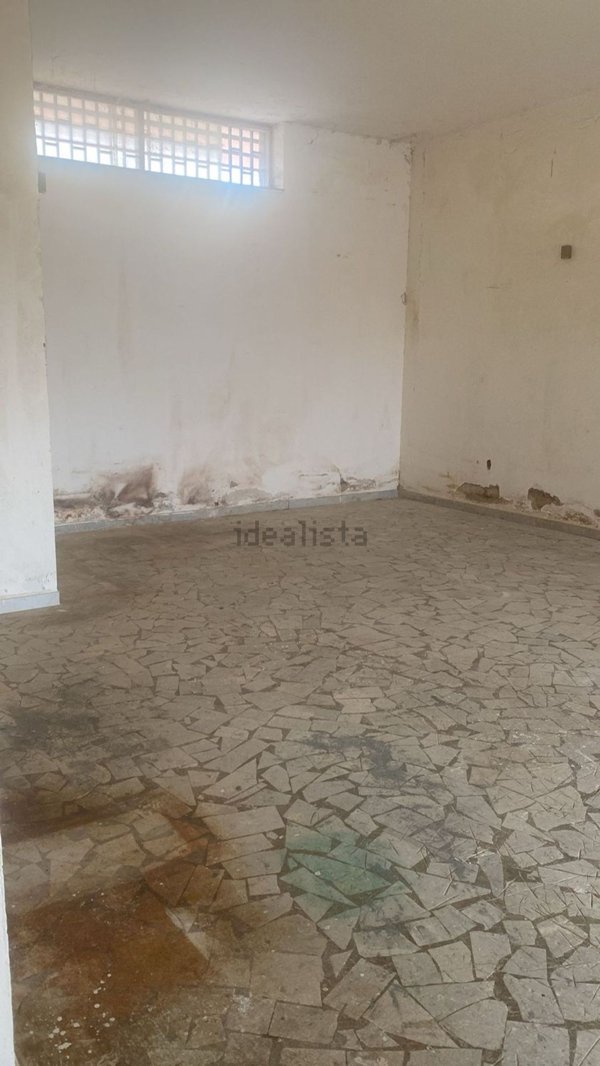 locale commerciale in affitto a Marano di Napoli