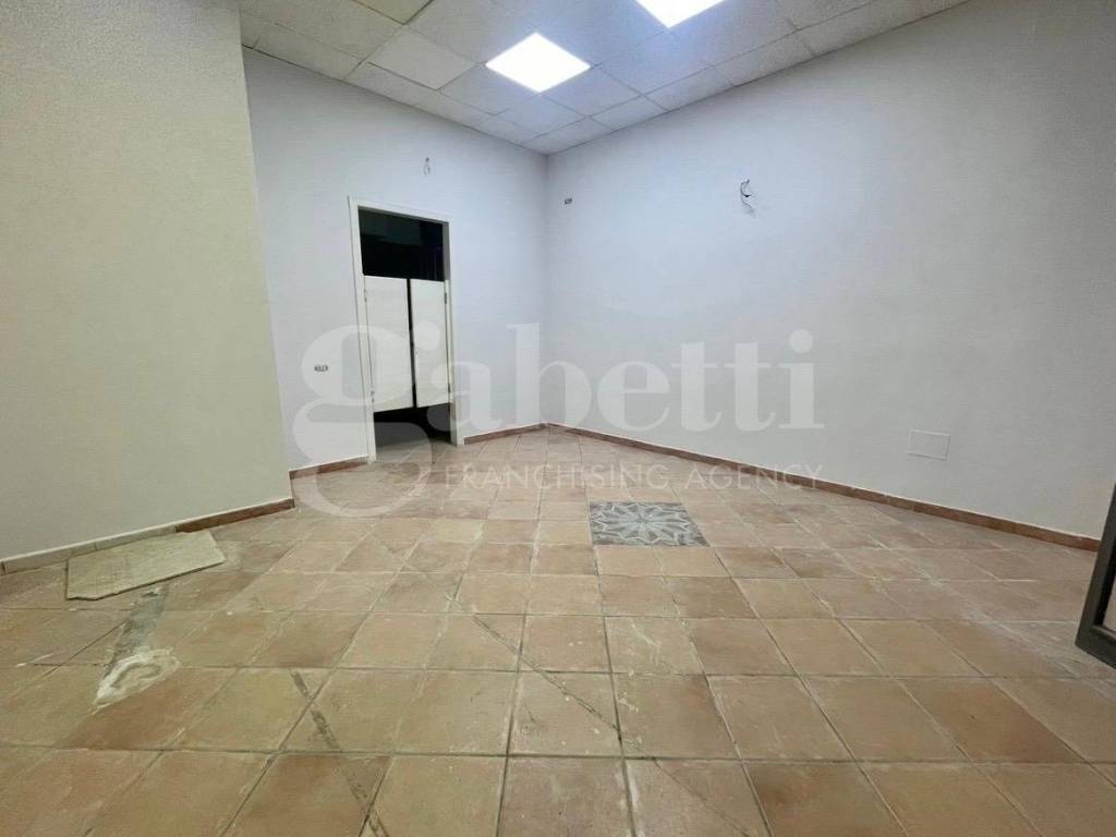 negozio in affitto a Marano di Napoli