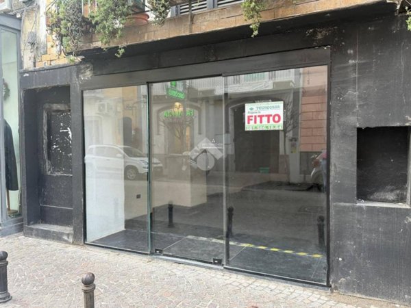 negozio in affitto a Marano di Napoli