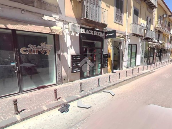negozio in affitto a Marano di Napoli