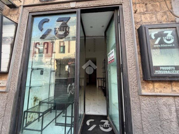 negozio in affitto a Marano di Napoli in zona Centro Città