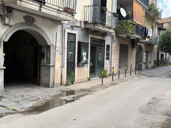 locale commerciale in affitto a Marano di Napoli in zona Centro Città