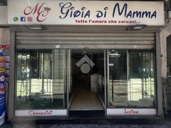negozio in affitto a Marano di Napoli in zona Centro Città