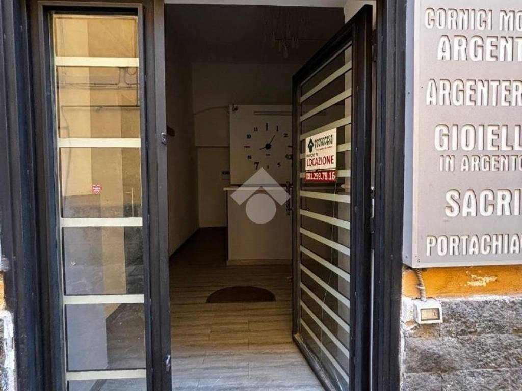 negozio in affitto a Marano di Napoli in zona Centro Città