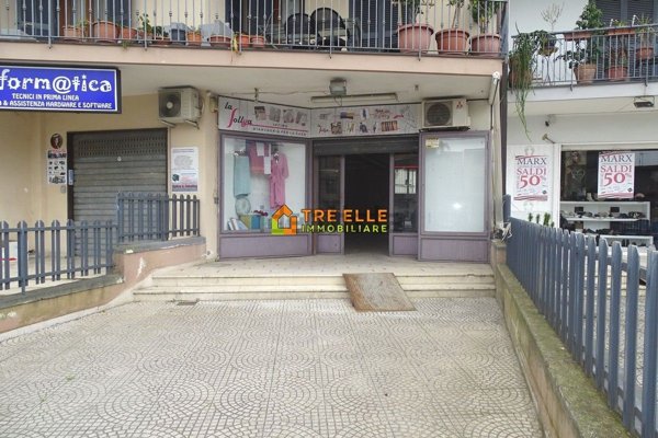locale commerciale in affitto a Mariglianella