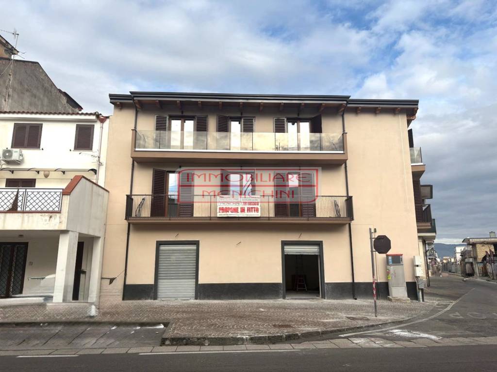 negozio in affitto a Mariglianella