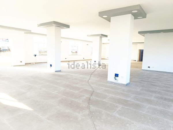 locale commerciale in affitto a Mariglianella