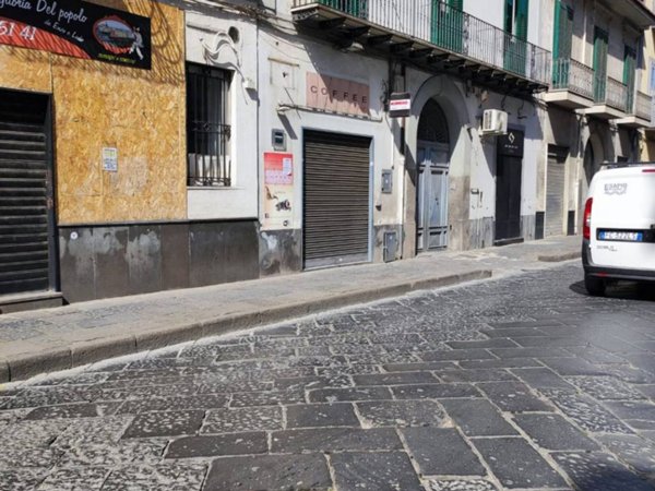 negozio in affitto a Marigliano