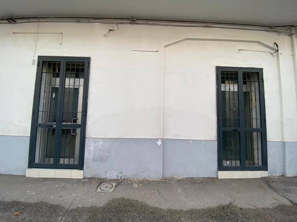 locale commerciale in affitto a Marigliano