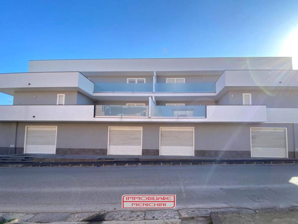 negozio in affitto a Marigliano