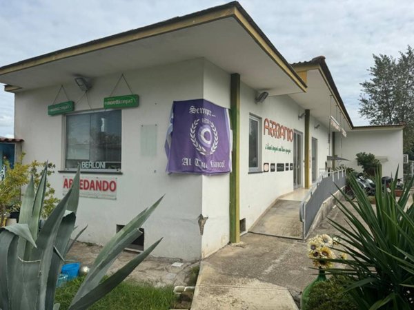 negozio in affitto a Marigliano