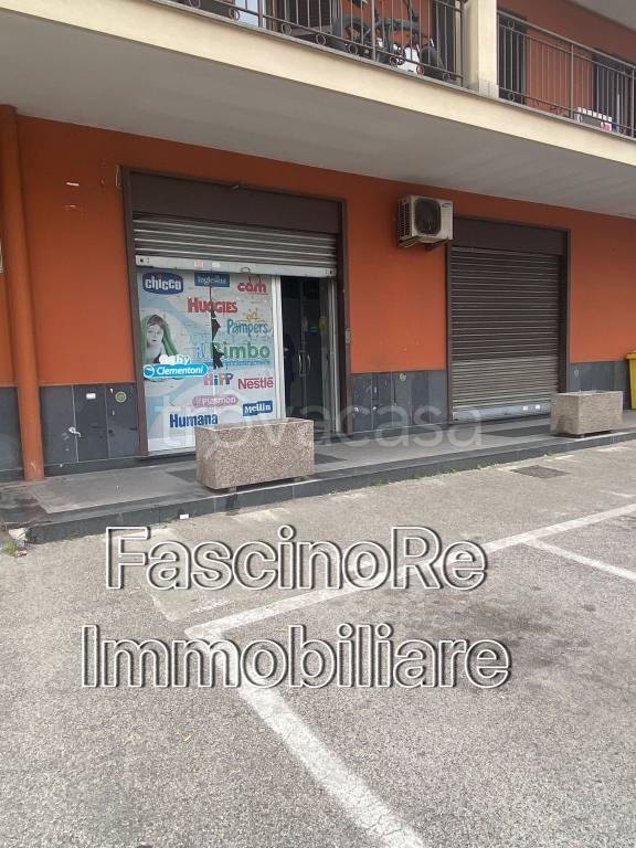 negozio in affitto a Marigliano