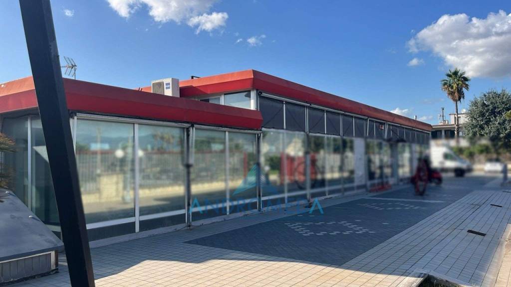 negozio in affitto a Marigliano