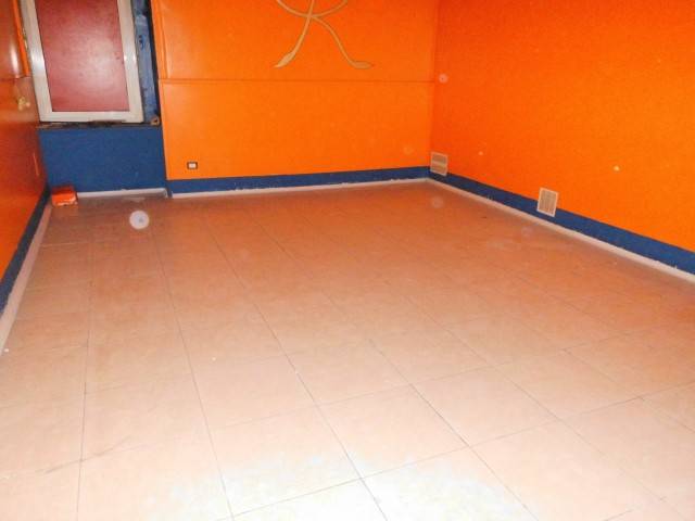 negozio in affitto a Marigliano