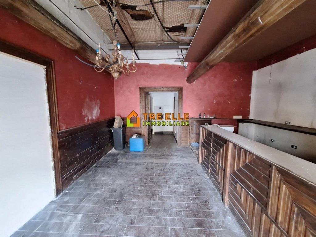 negozio in affitto a Marigliano