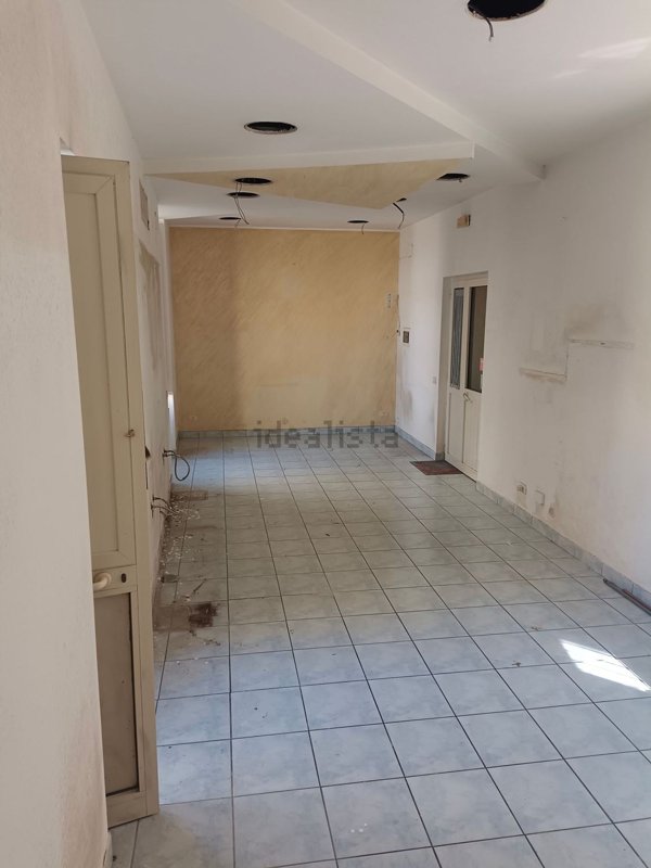 locale commerciale in affitto a Marigliano in zona Faibano