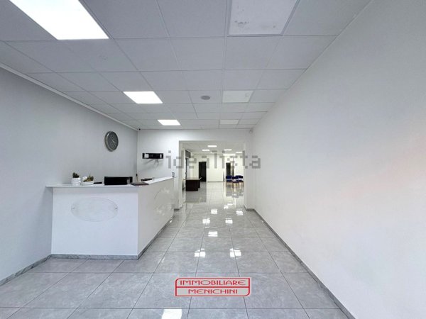 negozio in affitto a Marigliano