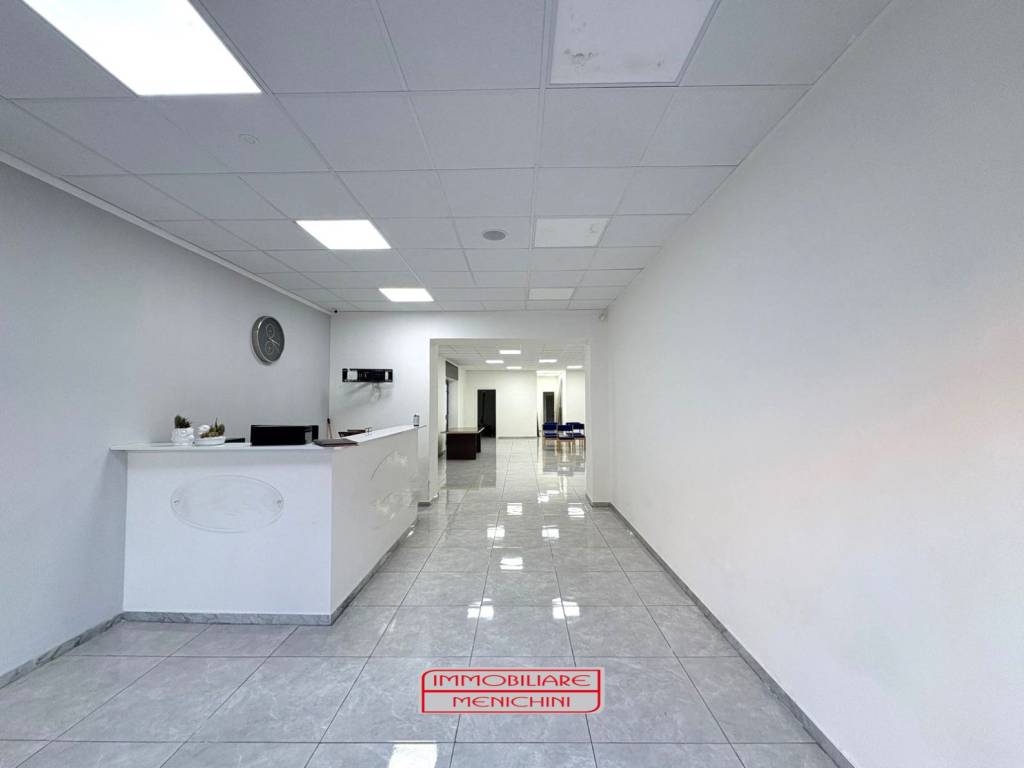 negozio in affitto a Marigliano