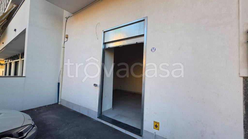 negozio in affitto a Marigliano
