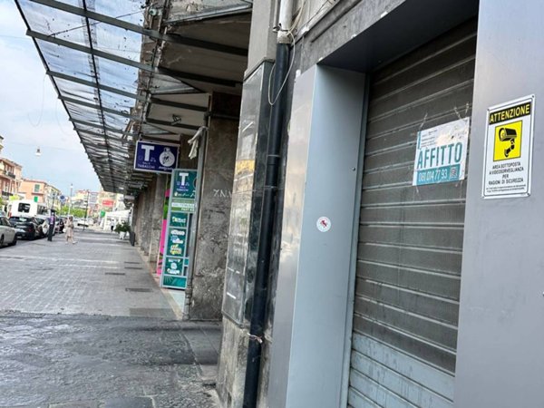 locale commerciale in affitto a Marigliano in zona Pontecitra