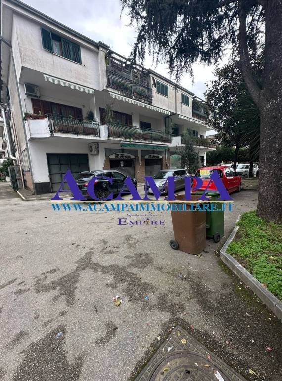negozio in affitto a Melito di Napoli