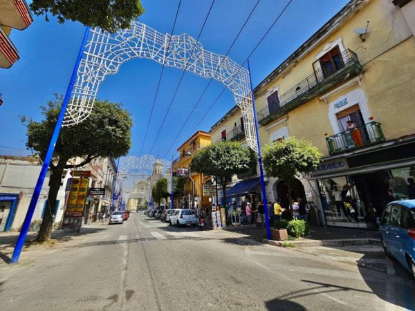 negozio in affitto a Melito di Napoli
