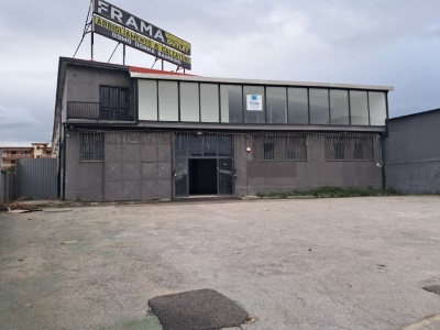 locale commerciale in affitto a Melito di Napoli