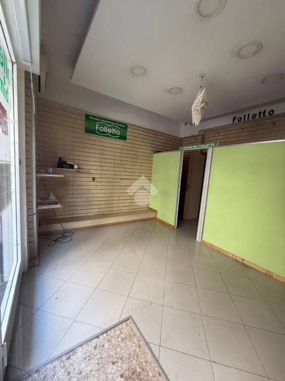 negozio in affitto a Melito di Napoli