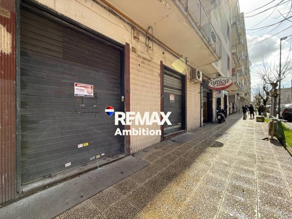 locale commerciale in affitto a Melito di Napoli