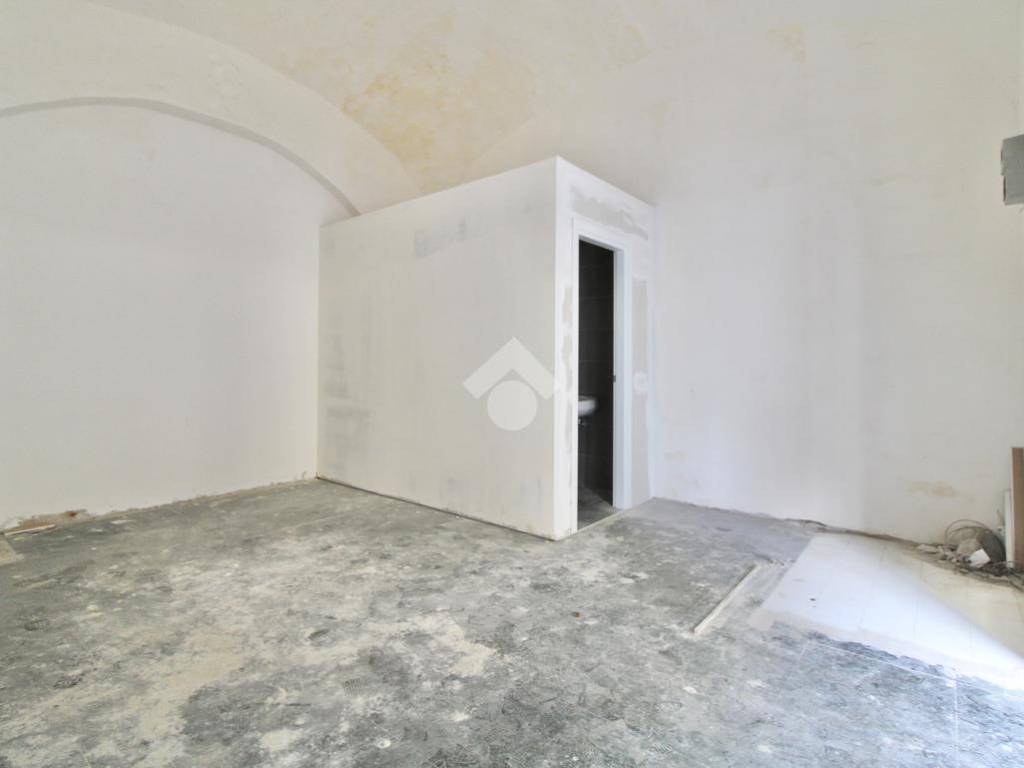 negozio in affitto a Melito di Napoli