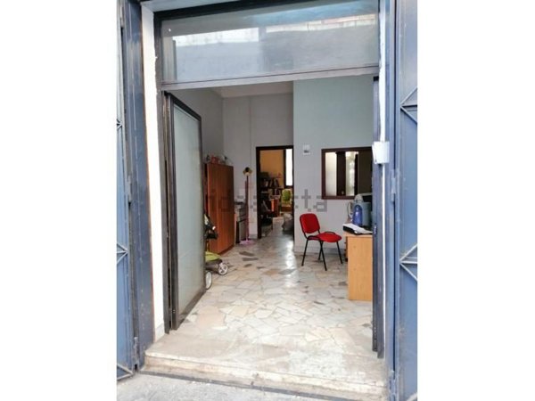 locale commerciale in affitto a Melito di Napoli