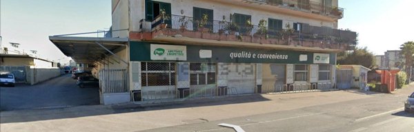 negozio in affitto a Melito di Napoli