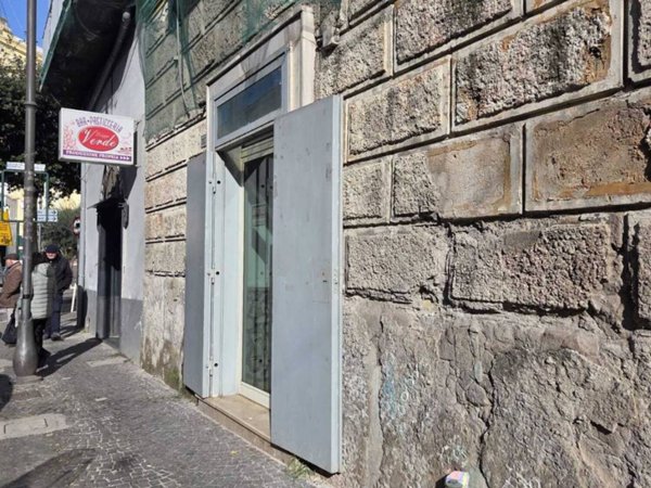 negozio in affitto a Melito di Napoli