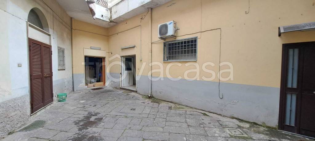 locale commerciale in affitto a Melito di Napoli