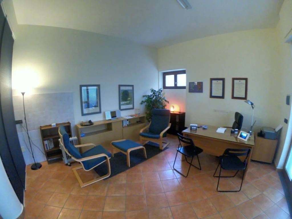 ufficio in affitto a Meta