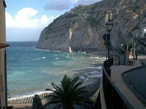 appartamento in affitto a Meta