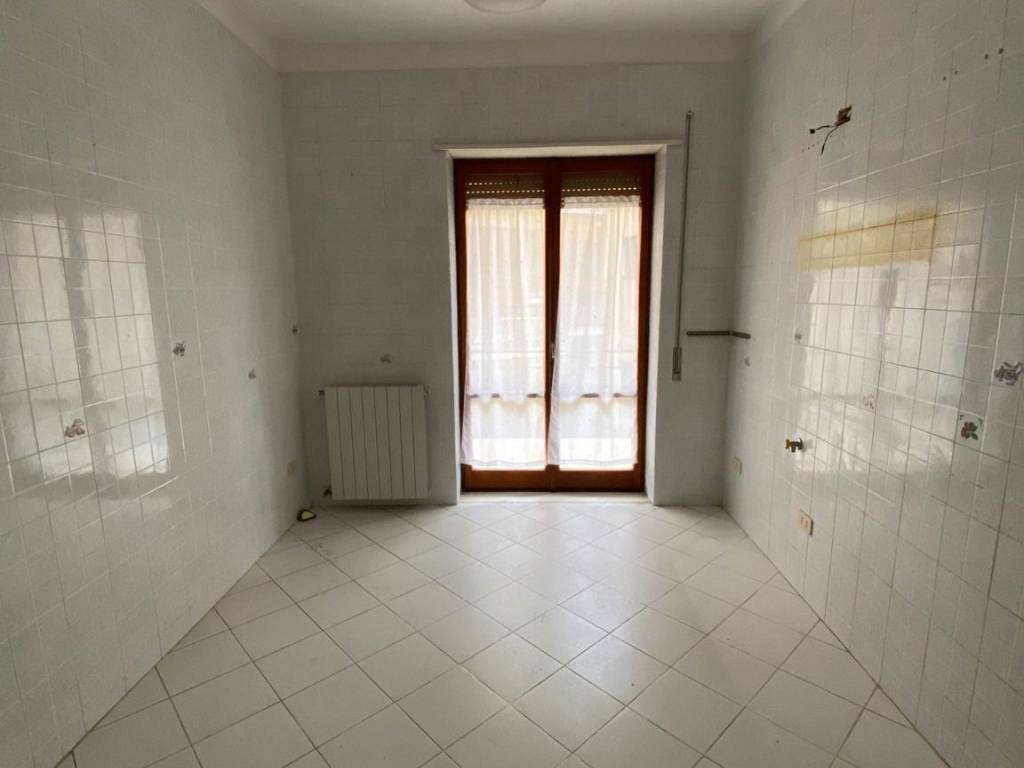 appartamento in affitto a Meta