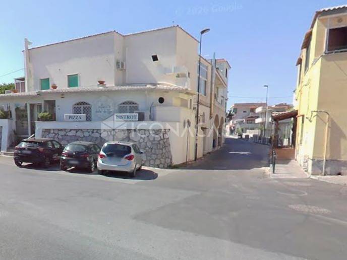 appartamento in affitto a Monte di Procida in zona Torregaveta