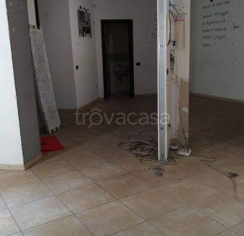 negozio in affitto a Mugnano di Napoli