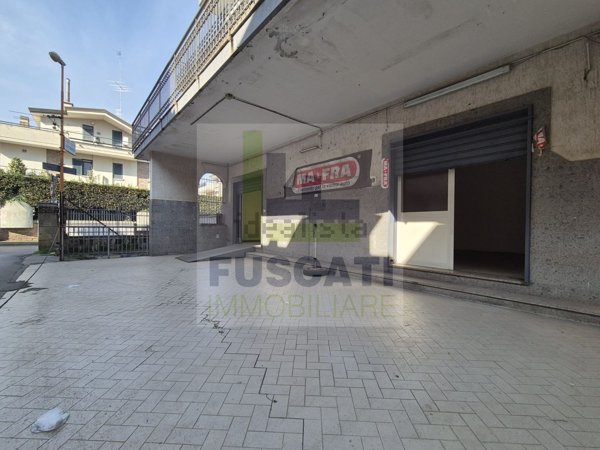 locale commerciale in affitto a Mugnano di Napoli