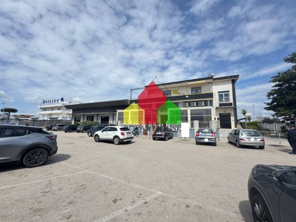 negozio in affitto a Mugnano di Napoli