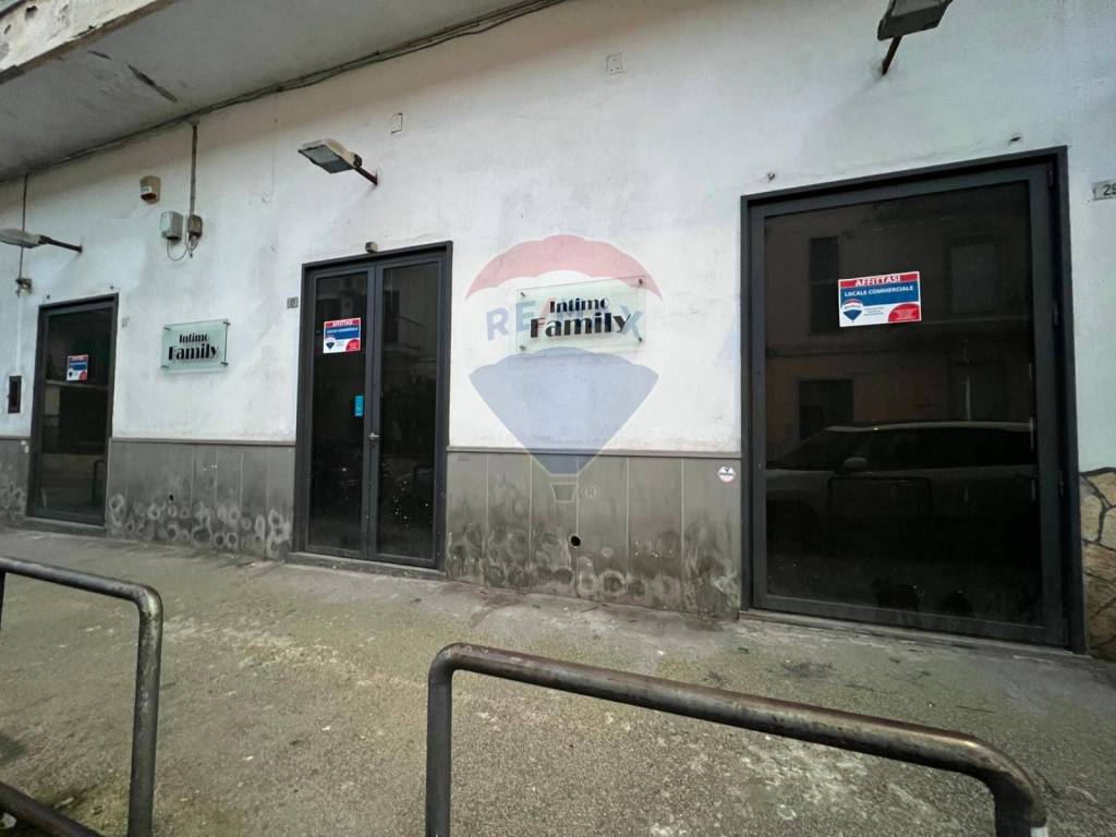 negozio in affitto a Mugnano di Napoli