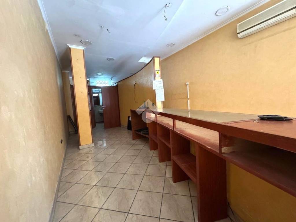 negozio in affitto a Mugnano di Napoli