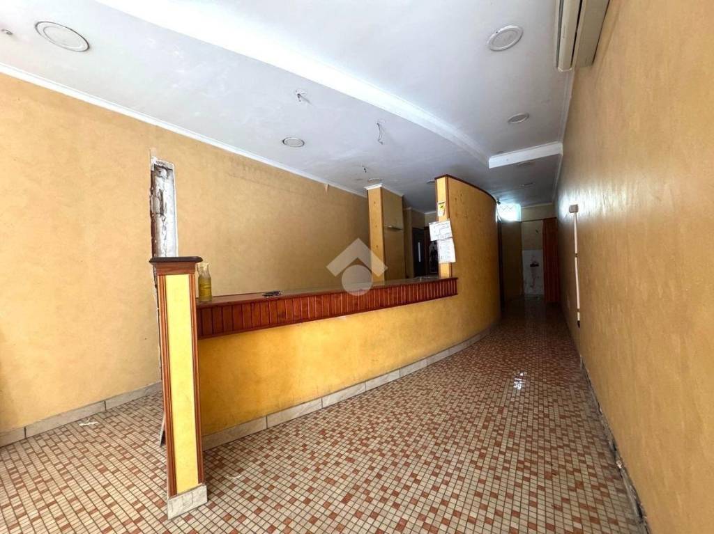 negozio in affitto a Mugnano di Napoli