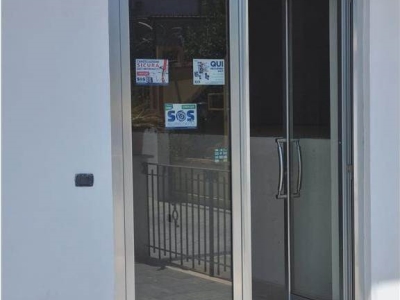 negozio in affitto a Mugnano di Napoli