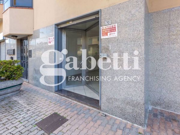 negozio in affitto a Mugnano di Napoli