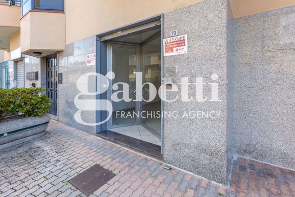 locale commerciale in affitto a Mugnano di Napoli