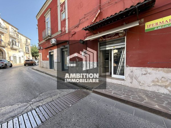 locale commerciale in affitto a Mugnano di Napoli